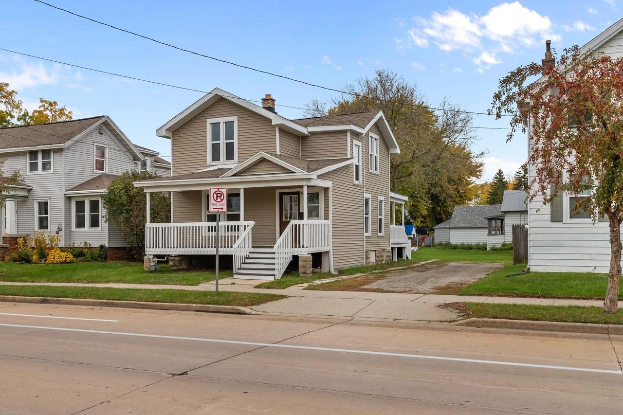 206 W Irving Avenue — photo