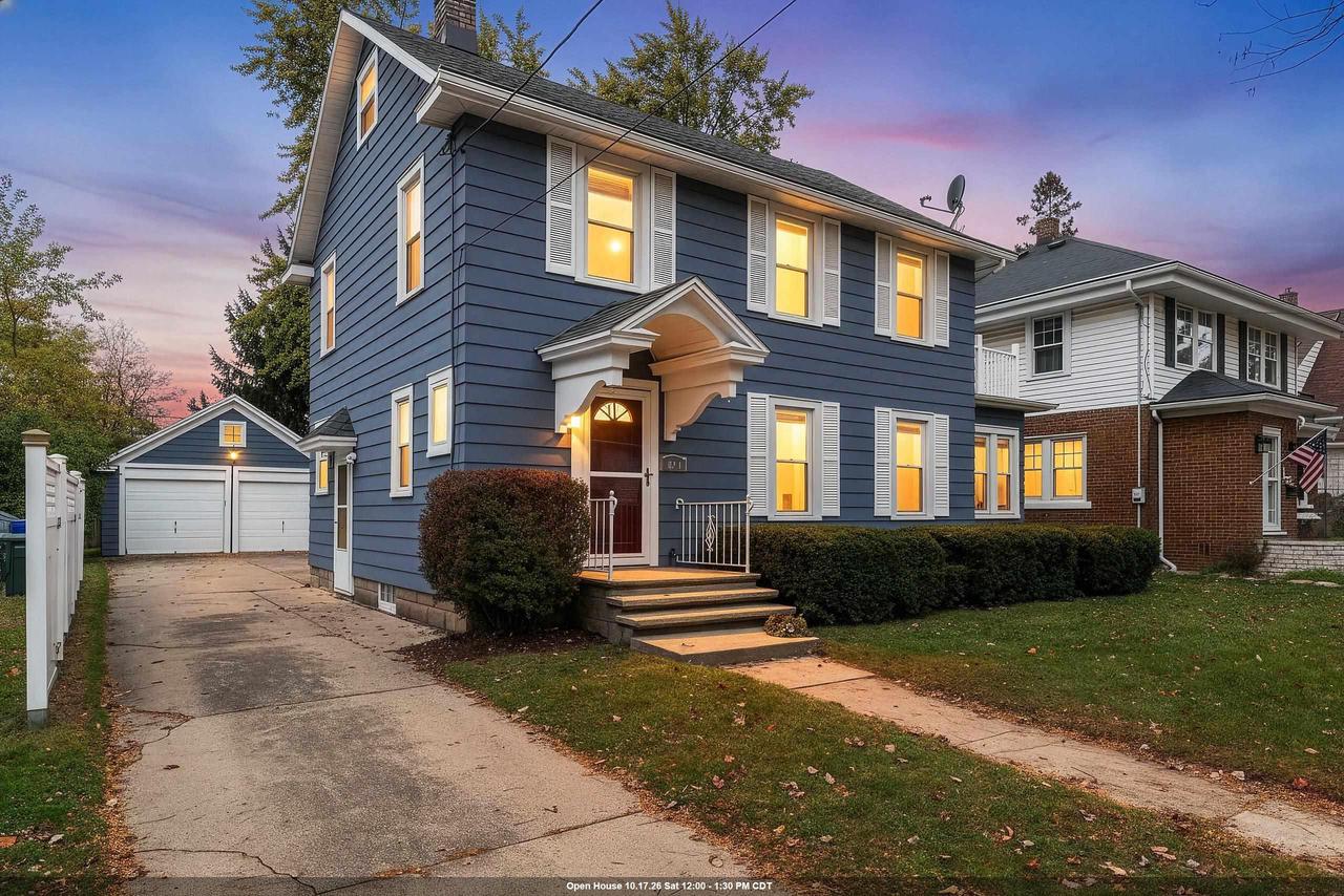 515 E Brewster Street — photo