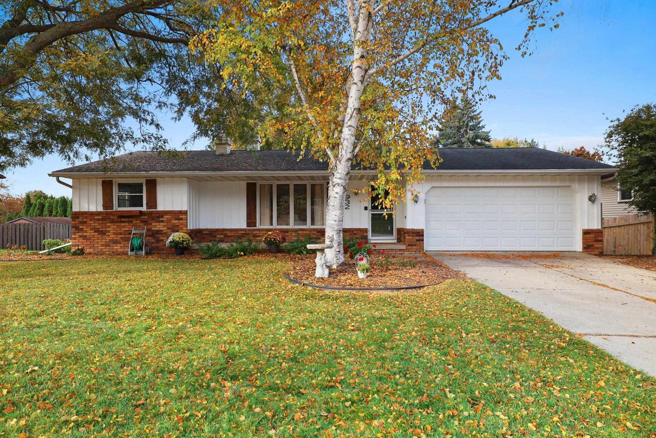 932 Hilly Haven Court — photo