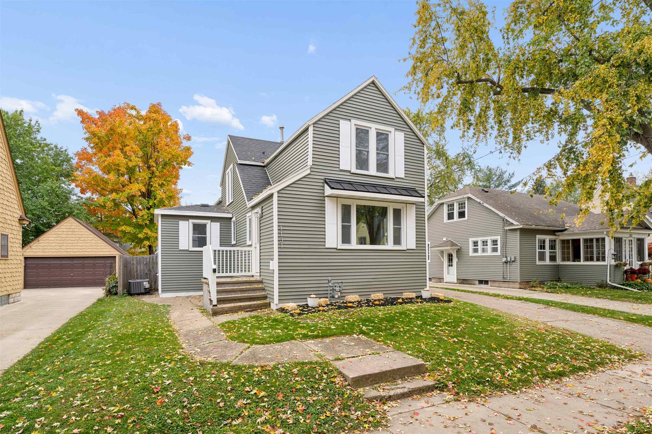 1131 W Winnebago Street — photo