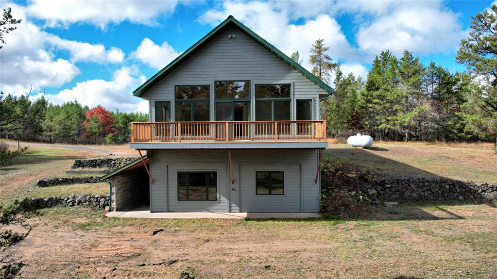 53200 Jack Pine Lane — photo