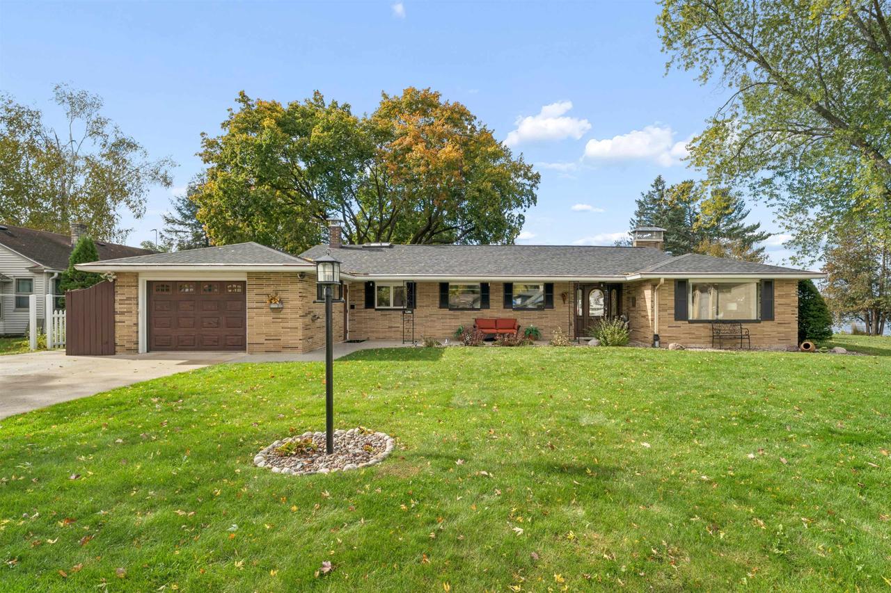 136 Circle Drive — photo