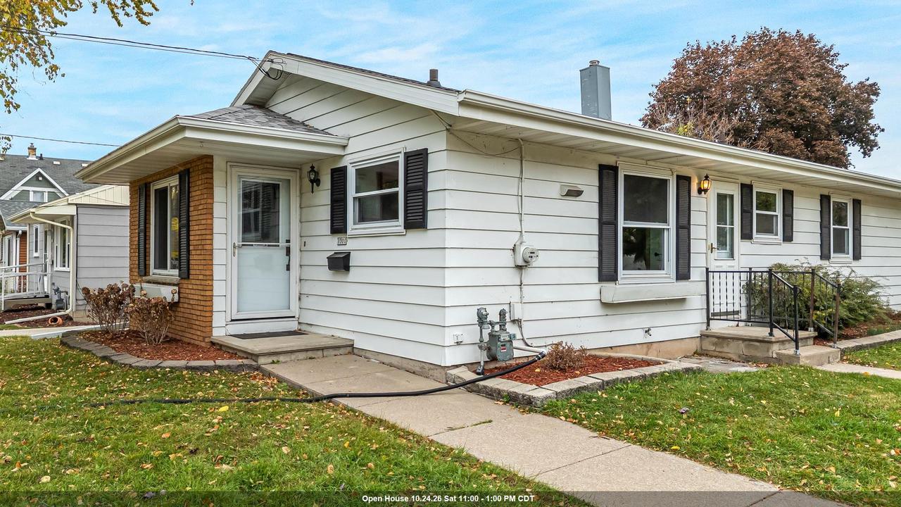 1300 Evans Street — photo
