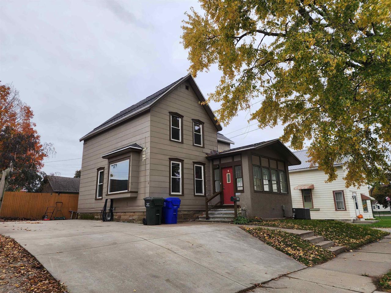 408 Main Avenue — photo