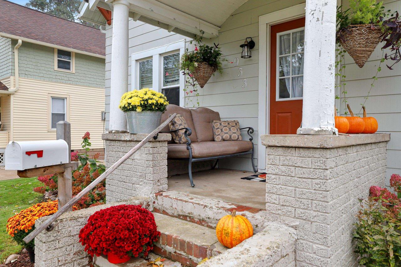 933 W Spring Street, Appleton, WI 54914 — photo 3