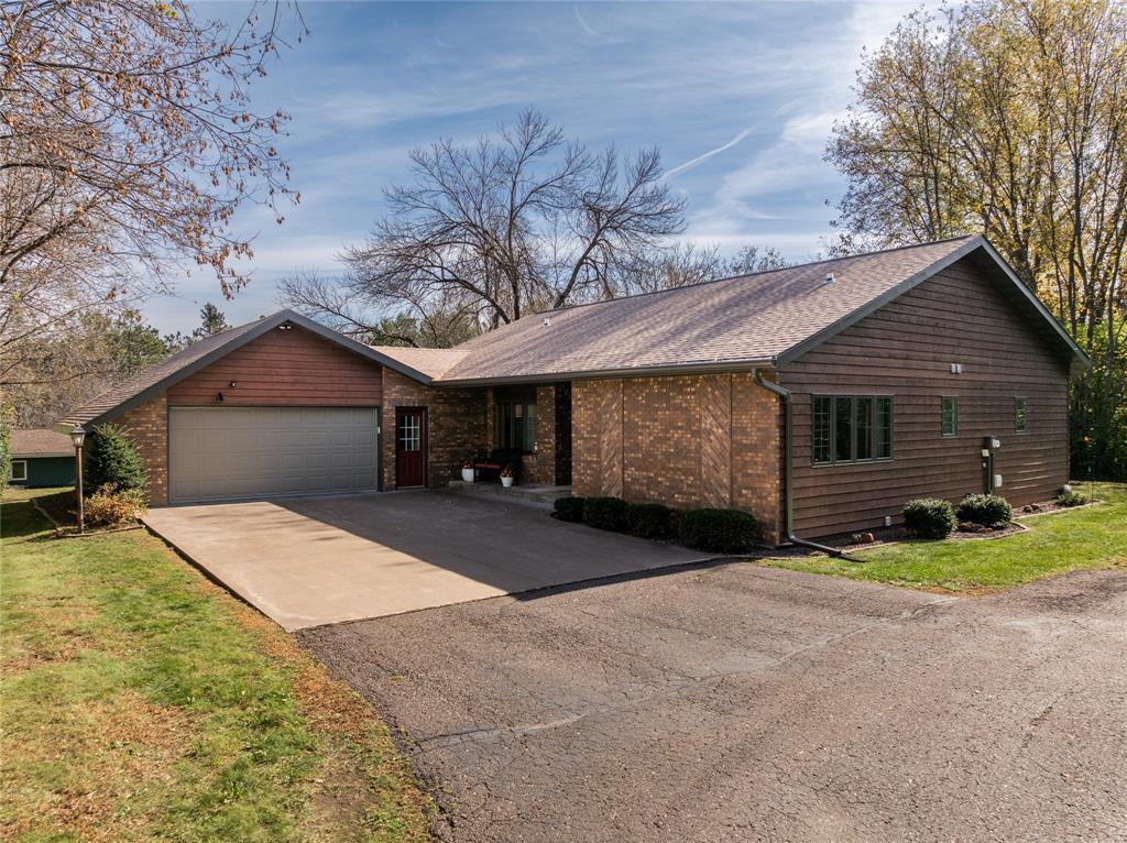 1600 W Allen Street — photo