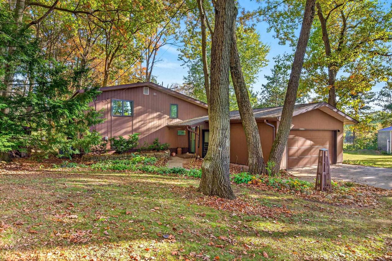 W10003 View Ridge Lane, Liberty, WI 54961 — photo 2