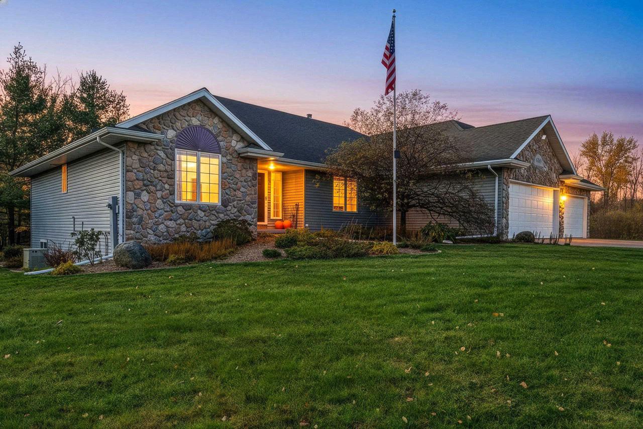 6369 County Rd E, Abrams, WI 54101