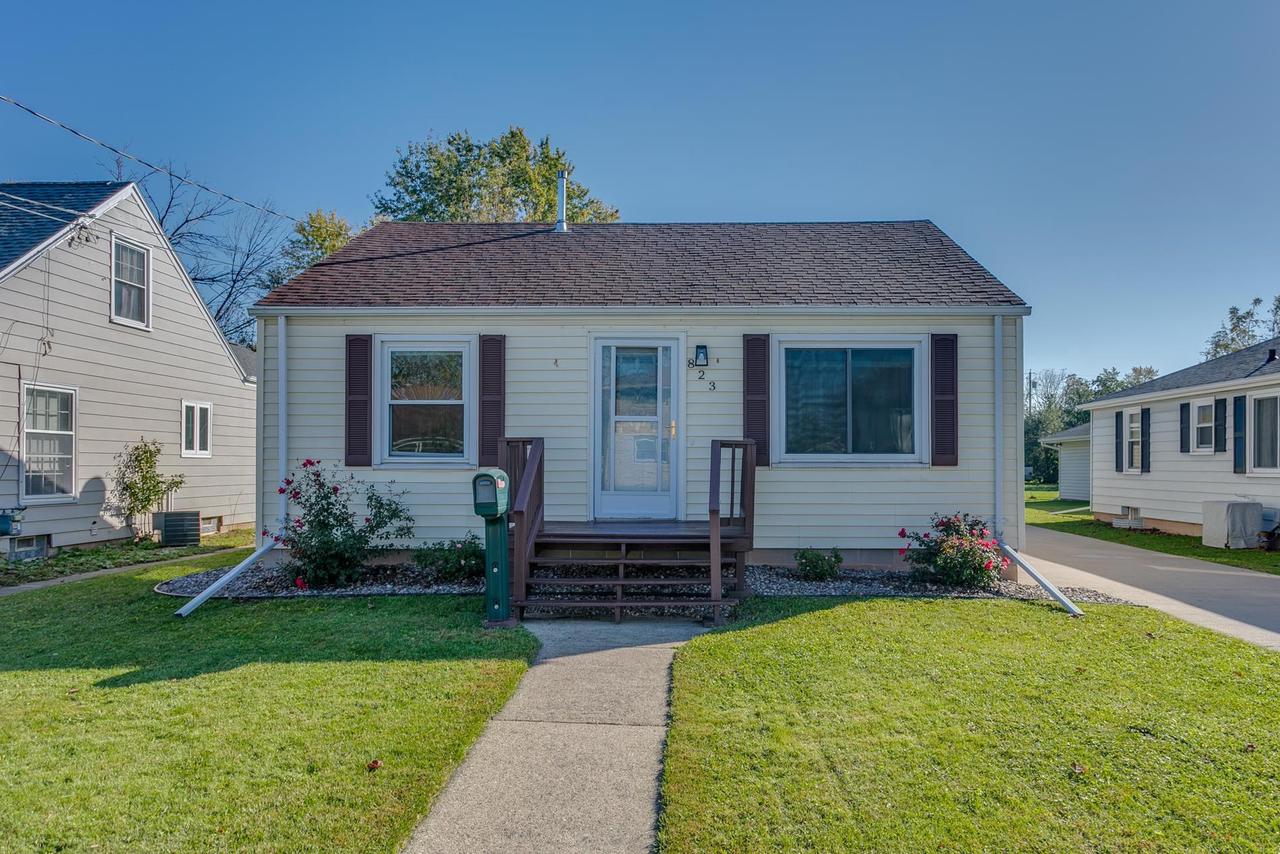 823 Martin Street — photo