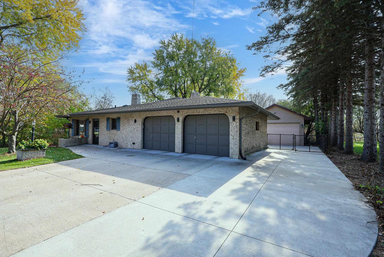31 Pleasantview Court — photo