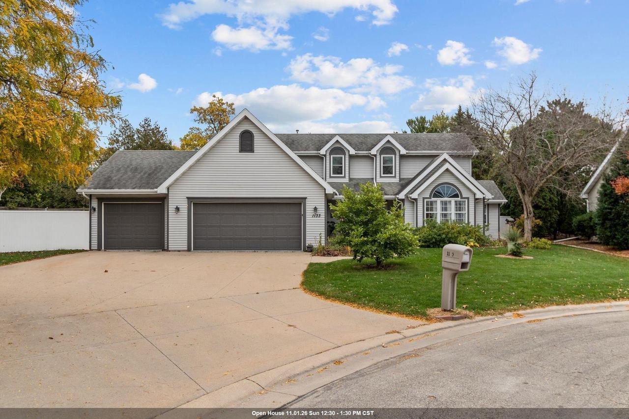 1133 W Woodstone Drive — photo