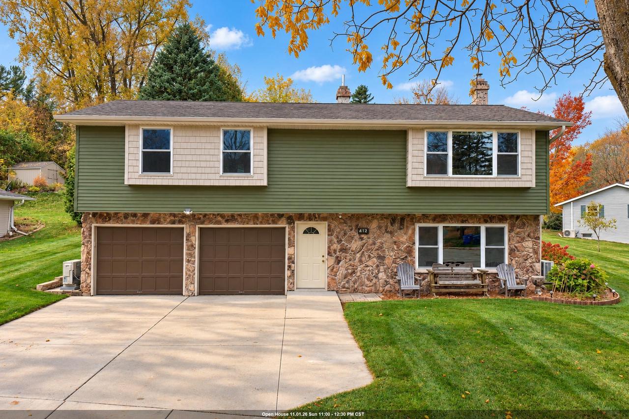 242 Michelle Court — photo