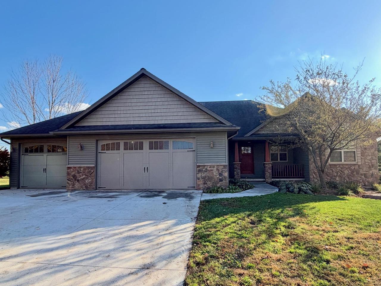 410 Aspen Grove Lane — photo