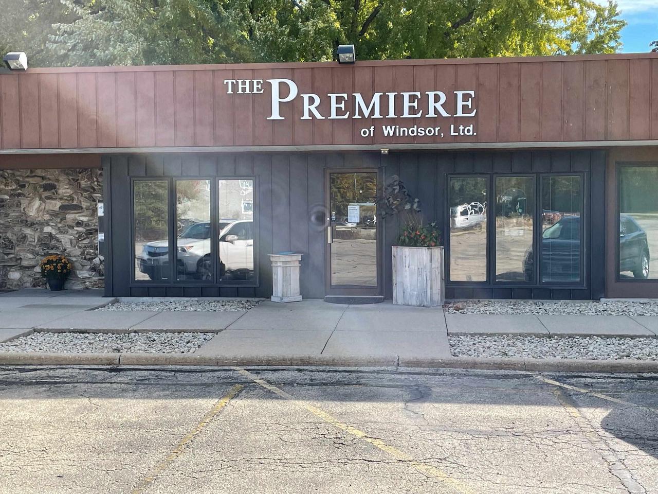 6562 Lake Road 4 — photo