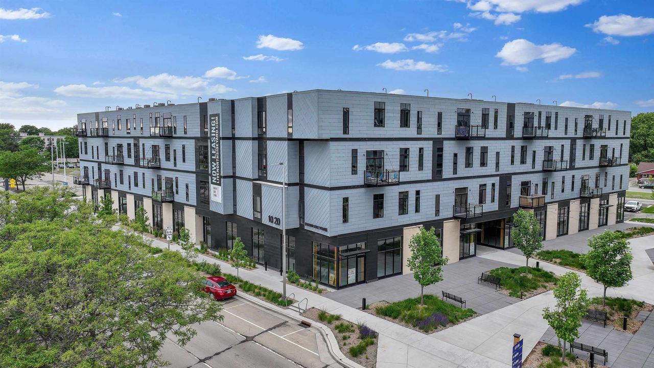 1020 Centerpoint Drive 1020-1060 Centerpoin — photo