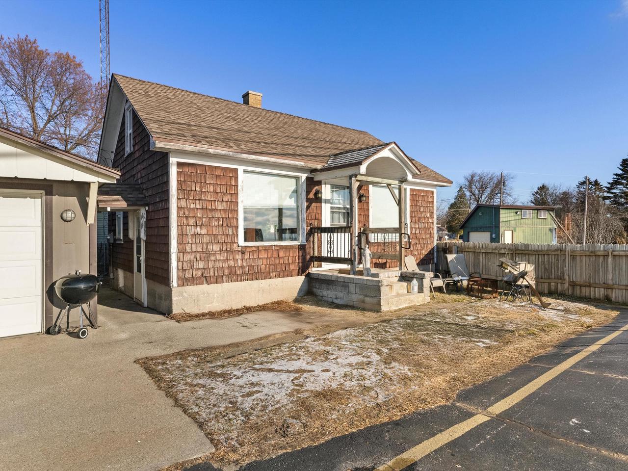 4220 Memorial DRIVE, Two Rivers, WI 54241 — photo 3