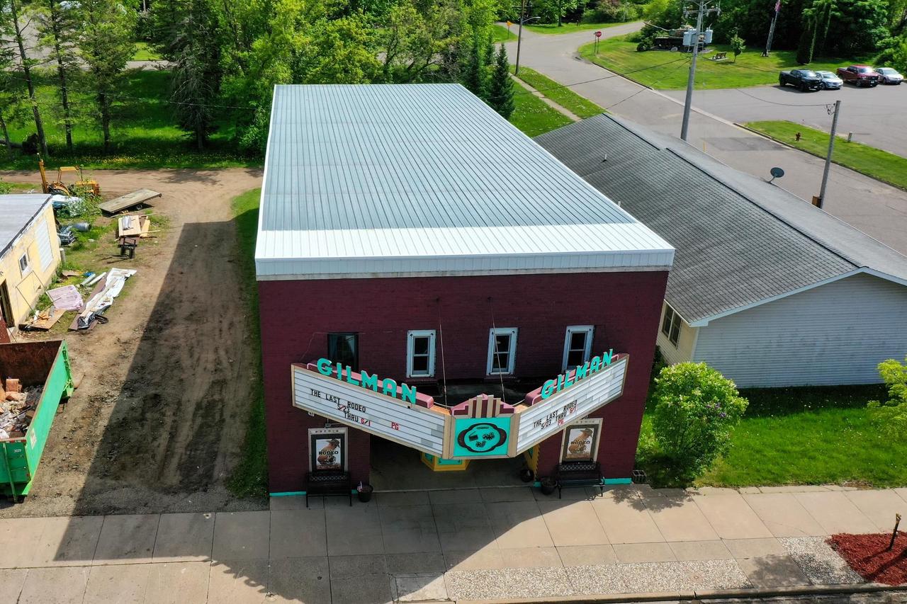 230 E Main Street — photo