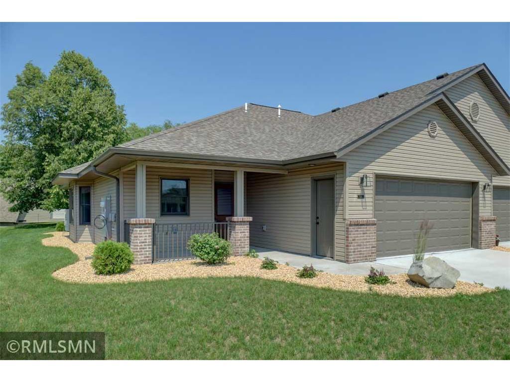 622 Pondhurst Drive — photo