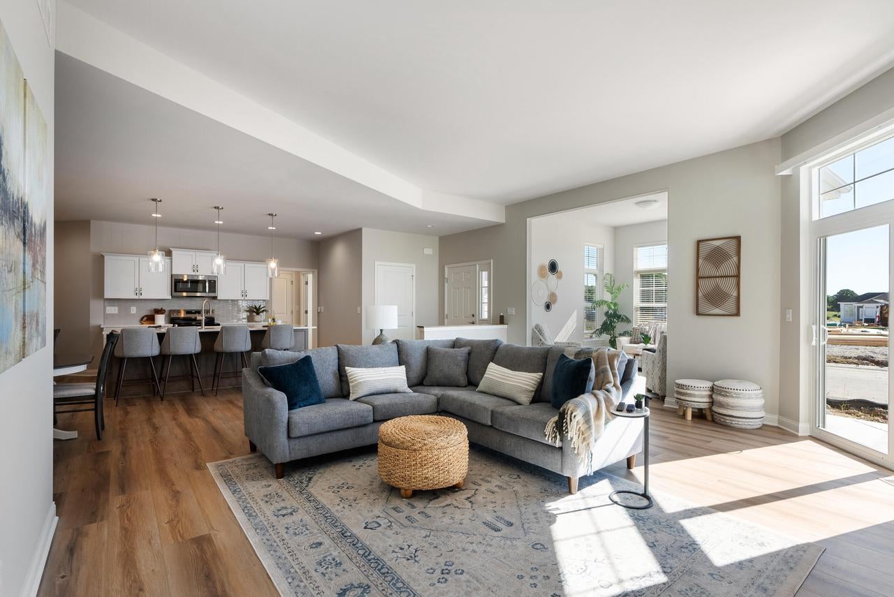847 N Verona Circle 5 — photo