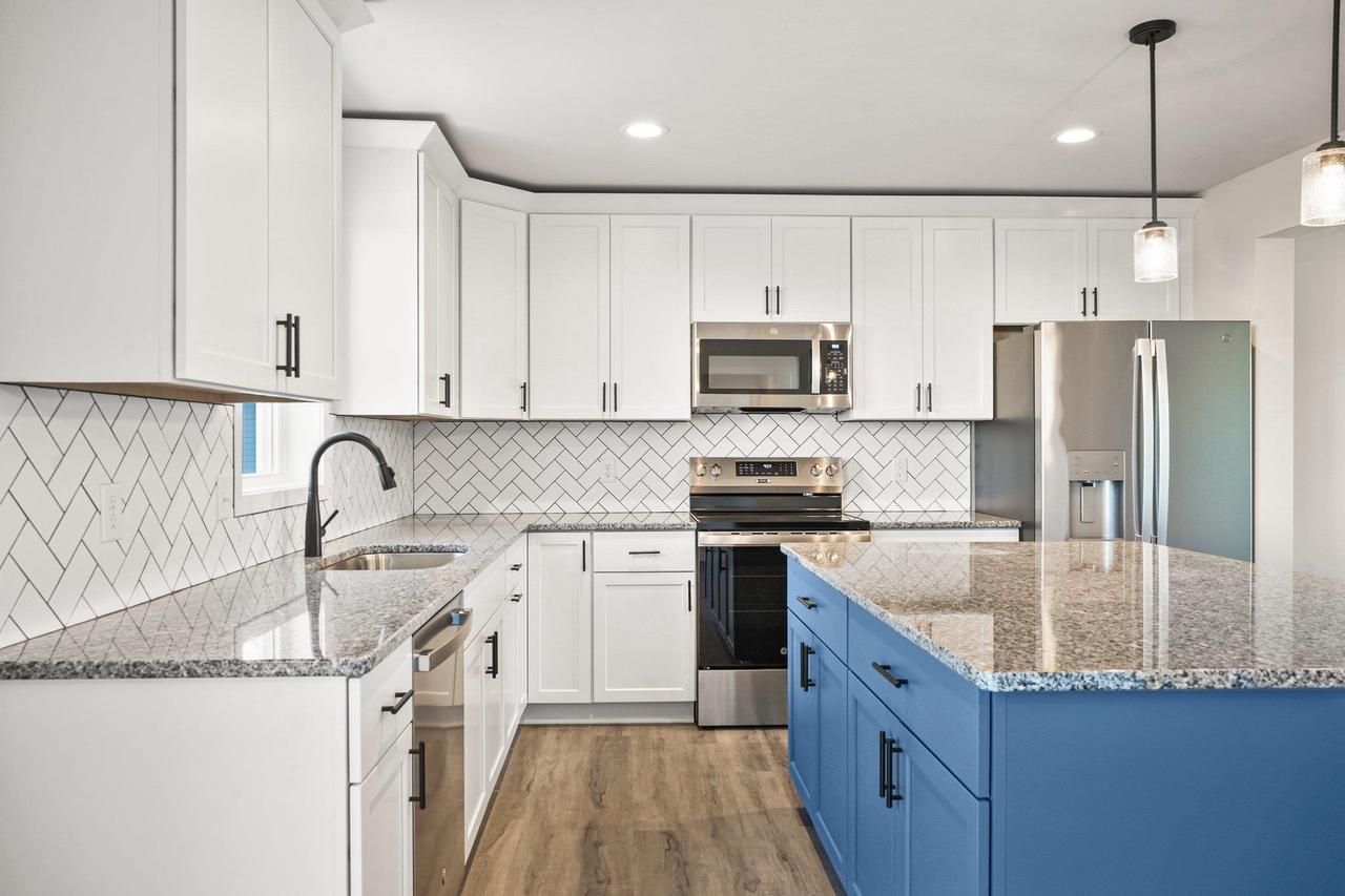 343 Wild Rose Way 40 — photo