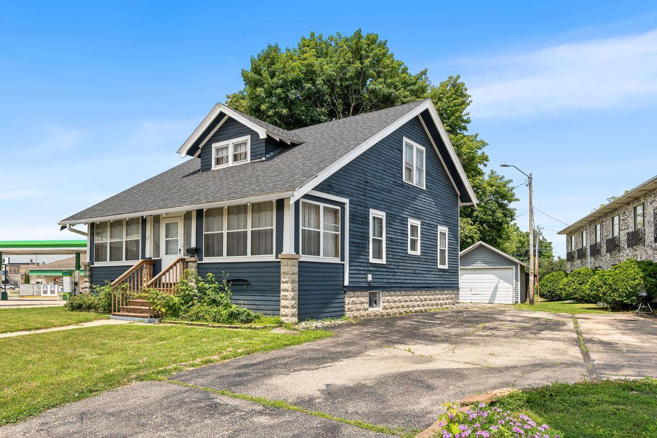 216 E Fond Du Lac Street — photo