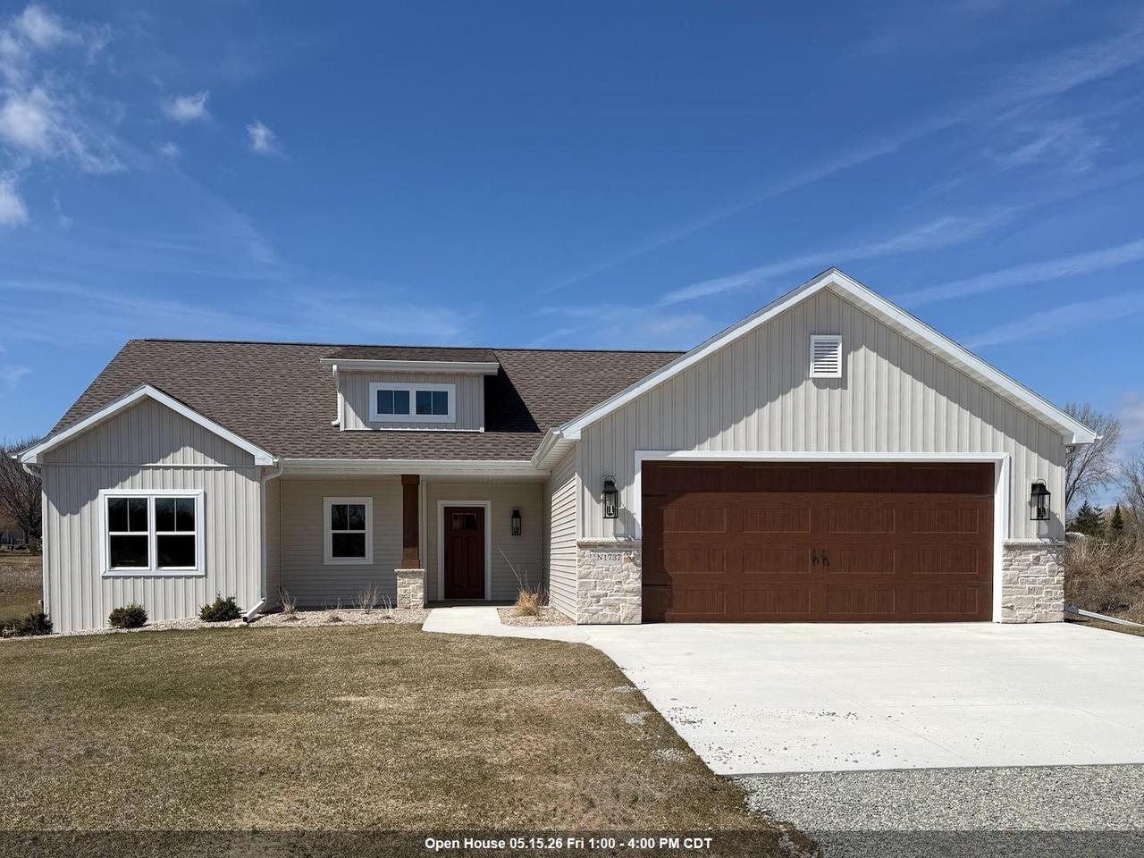 N1737 Red Cardinal Drive — photo