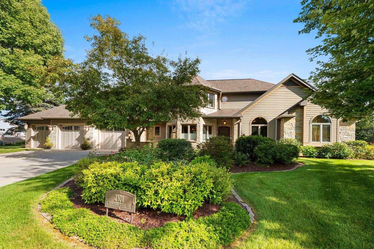 2101 Hunters Ridge Court — photo