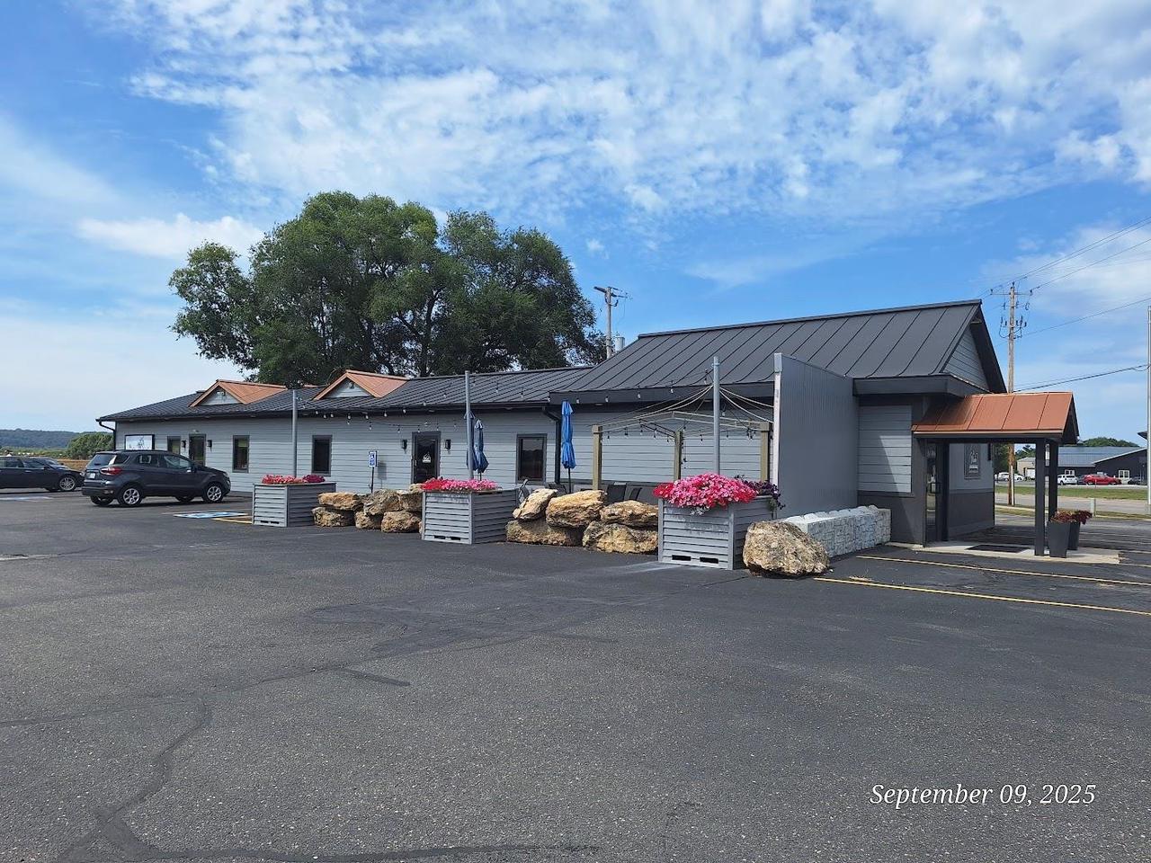 37505 Highway 18 — photo