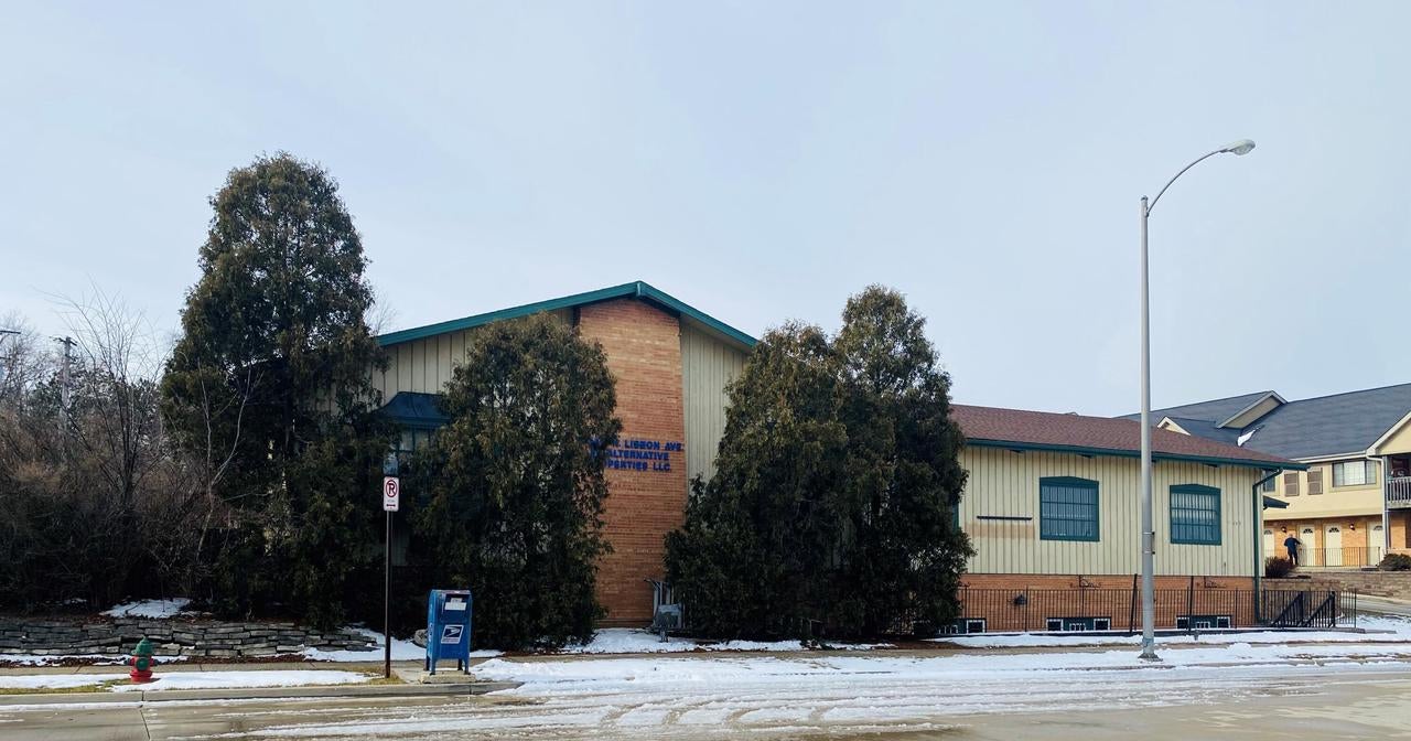10045 W Lisbon Avenue — photo