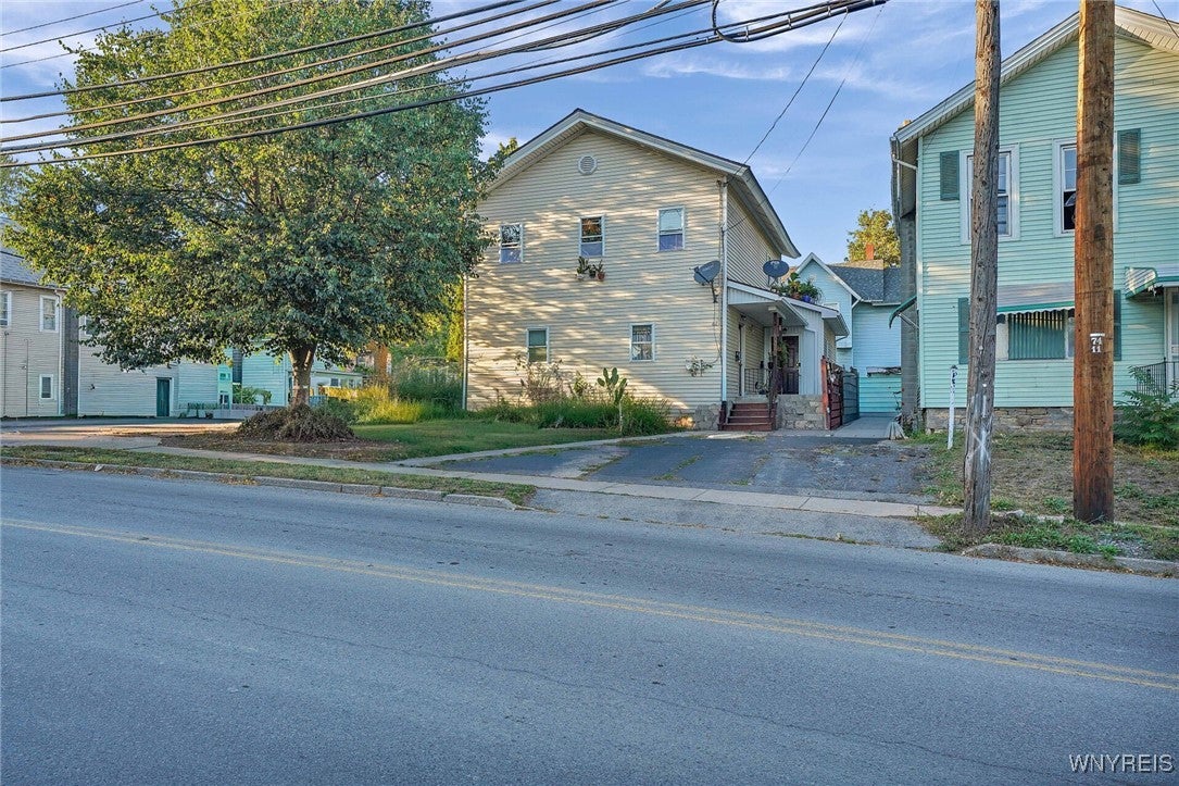 66 Grand Street — photo