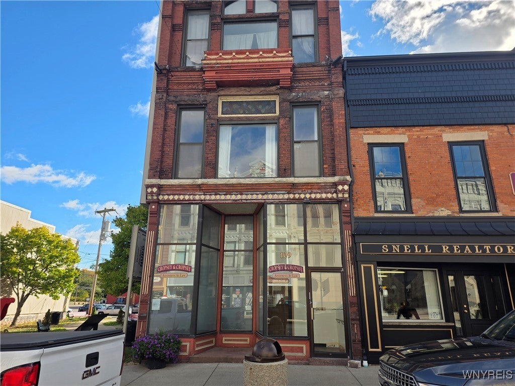 109 N Main Lower Street — photo