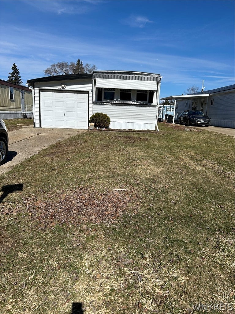 1072 Creekside Drive — photo