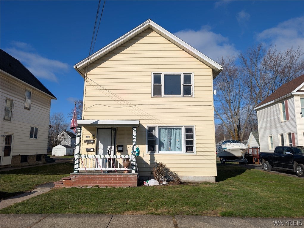 627 Deer Street — photo