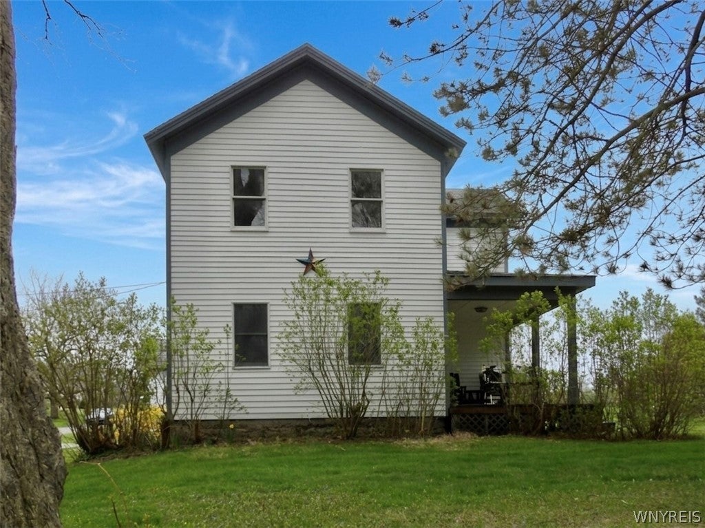 Home in Evans, NY 14047 — photo 2