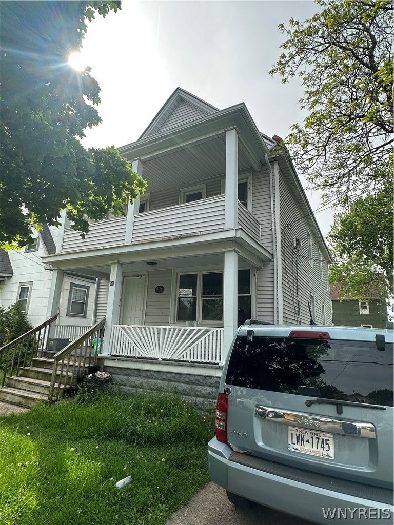 64 Wyandotte Avenue — photo