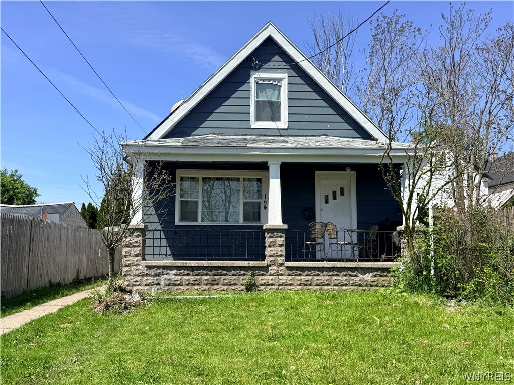 164 Rother Avenue — photo