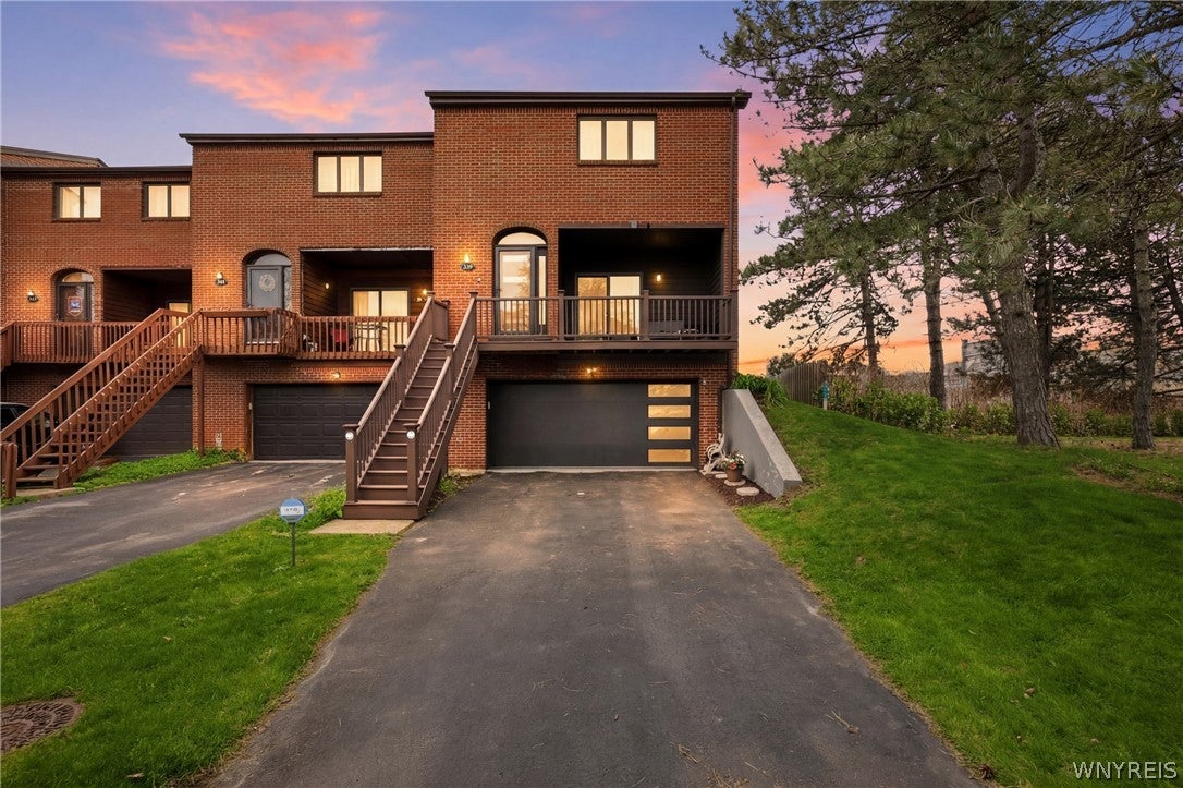 339 Lakefront Boulevard — photo