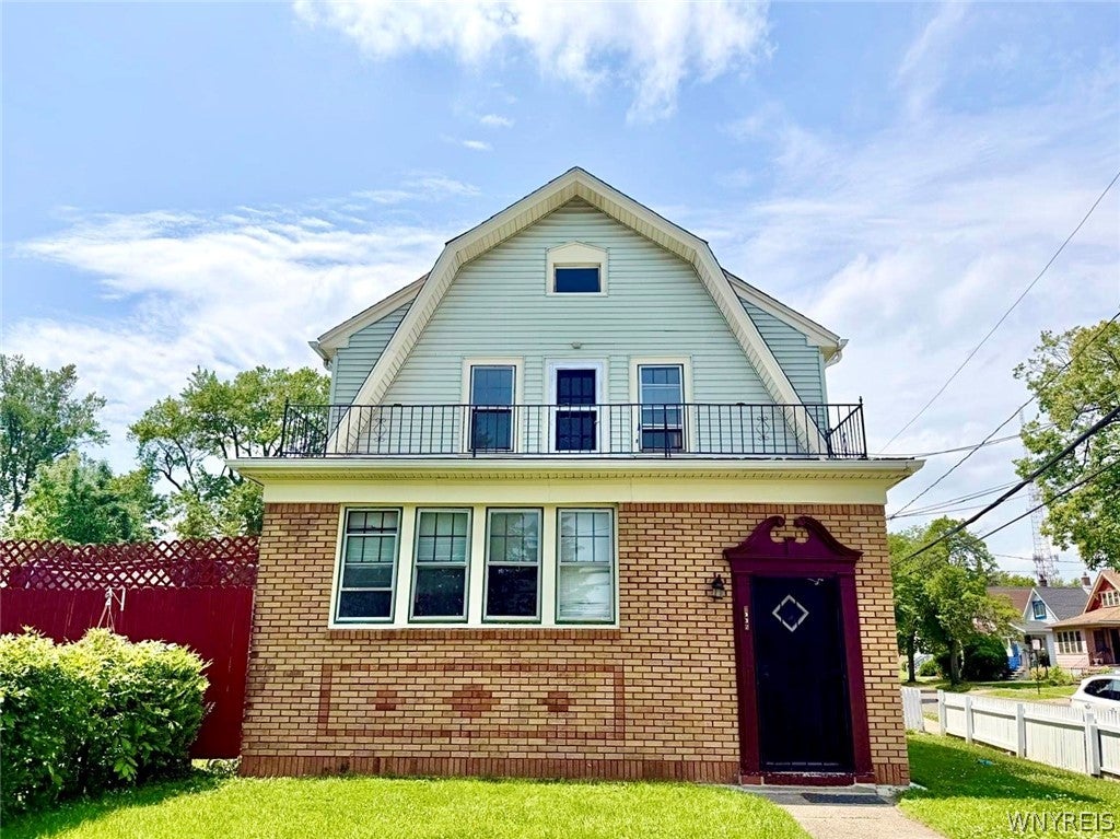 332 Parkridge Avenue — photo