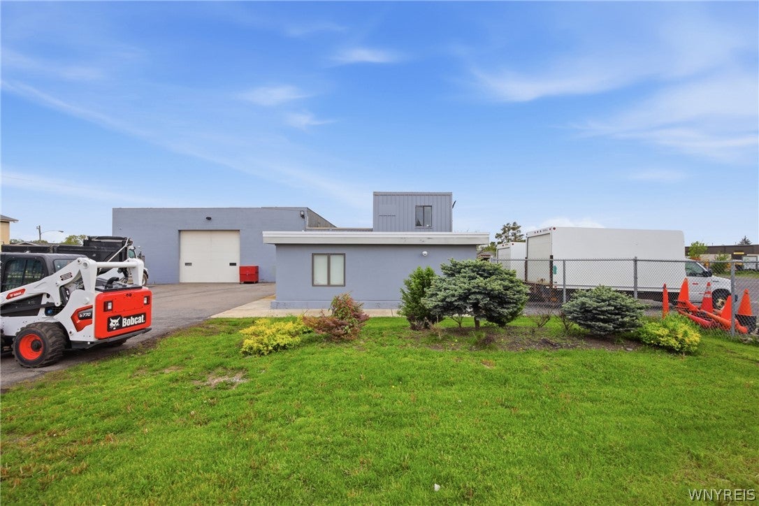 510 Ellicott Road — photo