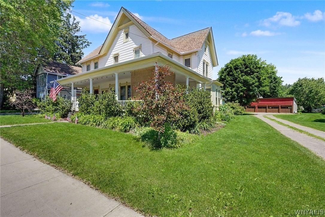 81 W Main Street — photo