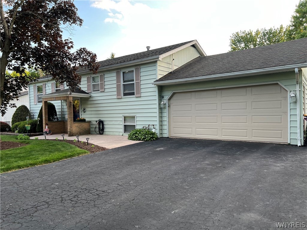 39 Briarwood Drive — photo