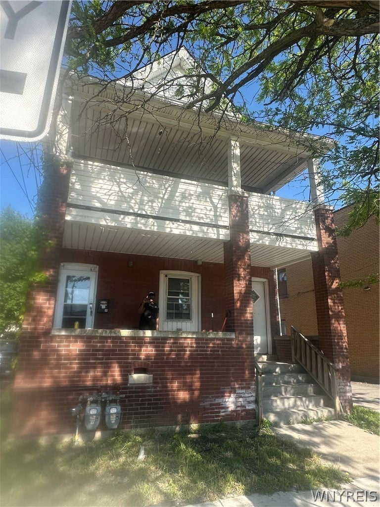 639 16th Street — photo