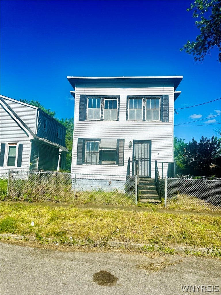 1507 17th Street — photo