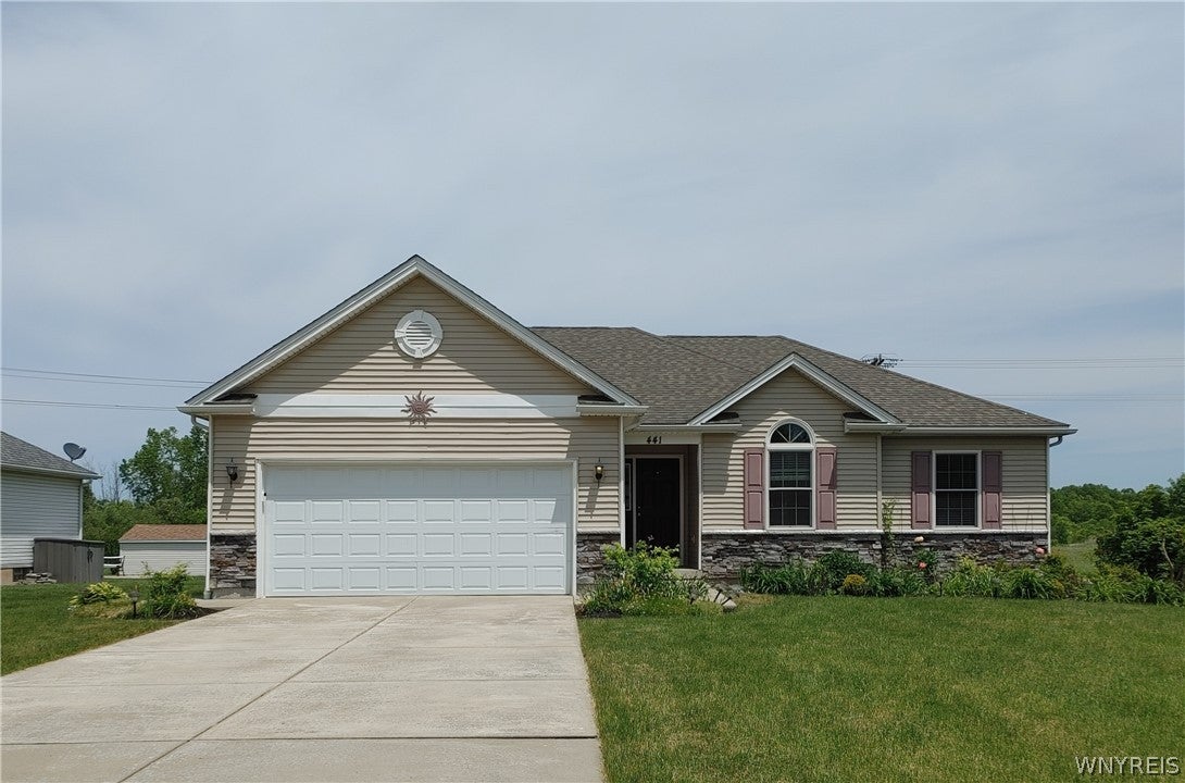 441 Riverwalk Drive — photo