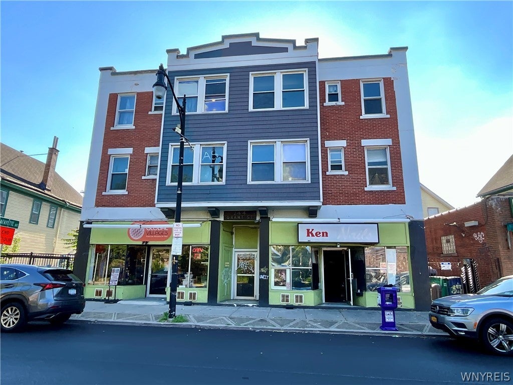 242 Grant Street — photo