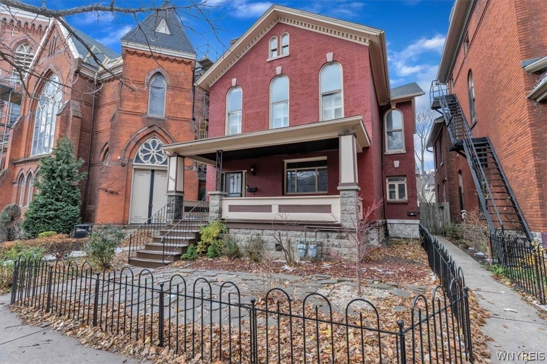 268 Georgia Street — photo