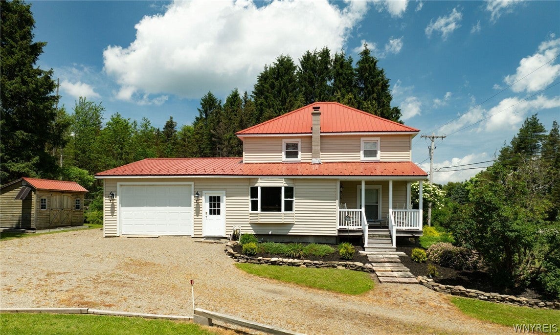 7961 Irish Hill Road — photo