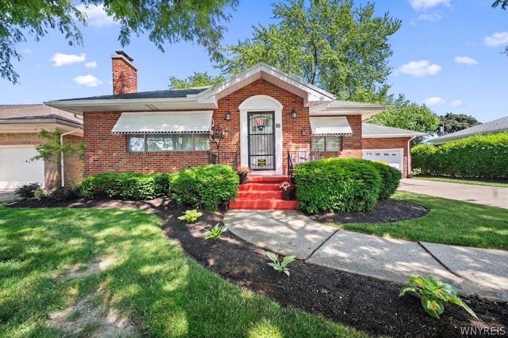 35 Calderwood Drive — photo