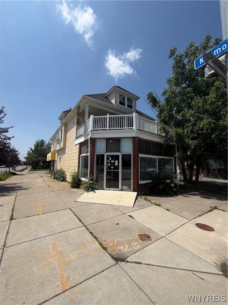154 Niagara Falls Boulevard — photo