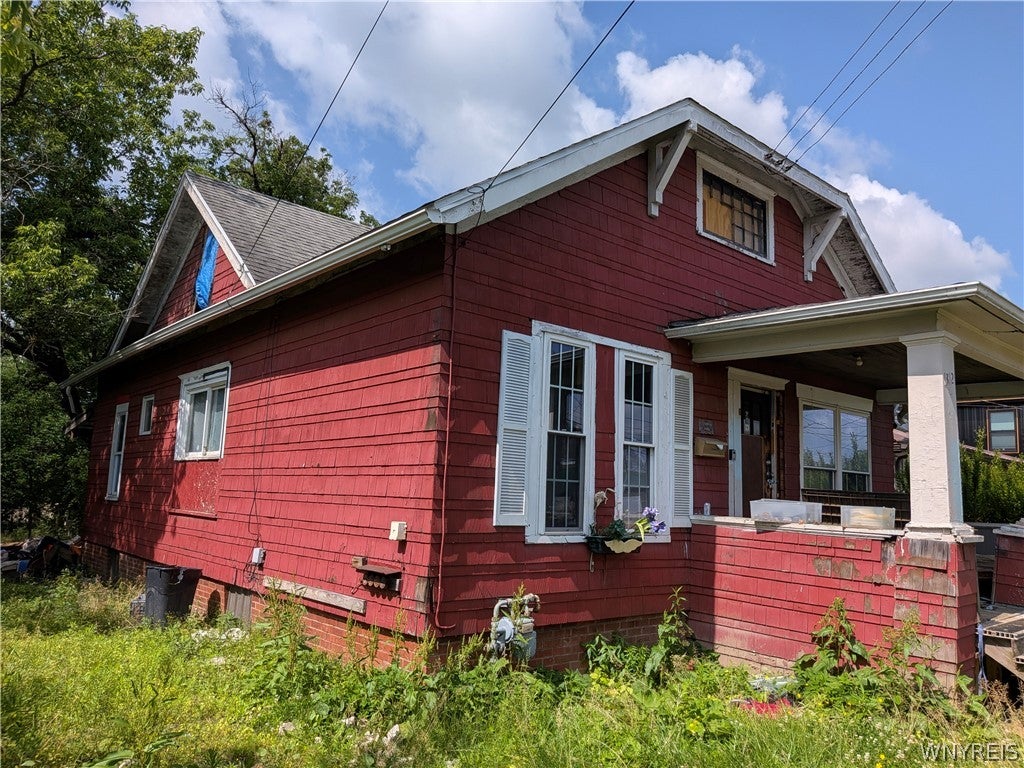 1312 E State Street — photo